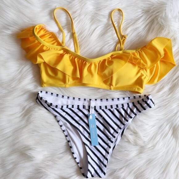 NEW Yellow White Black Striped Ruffled Bikini Bathing Suit Set Size Large - Picture 3 of 9